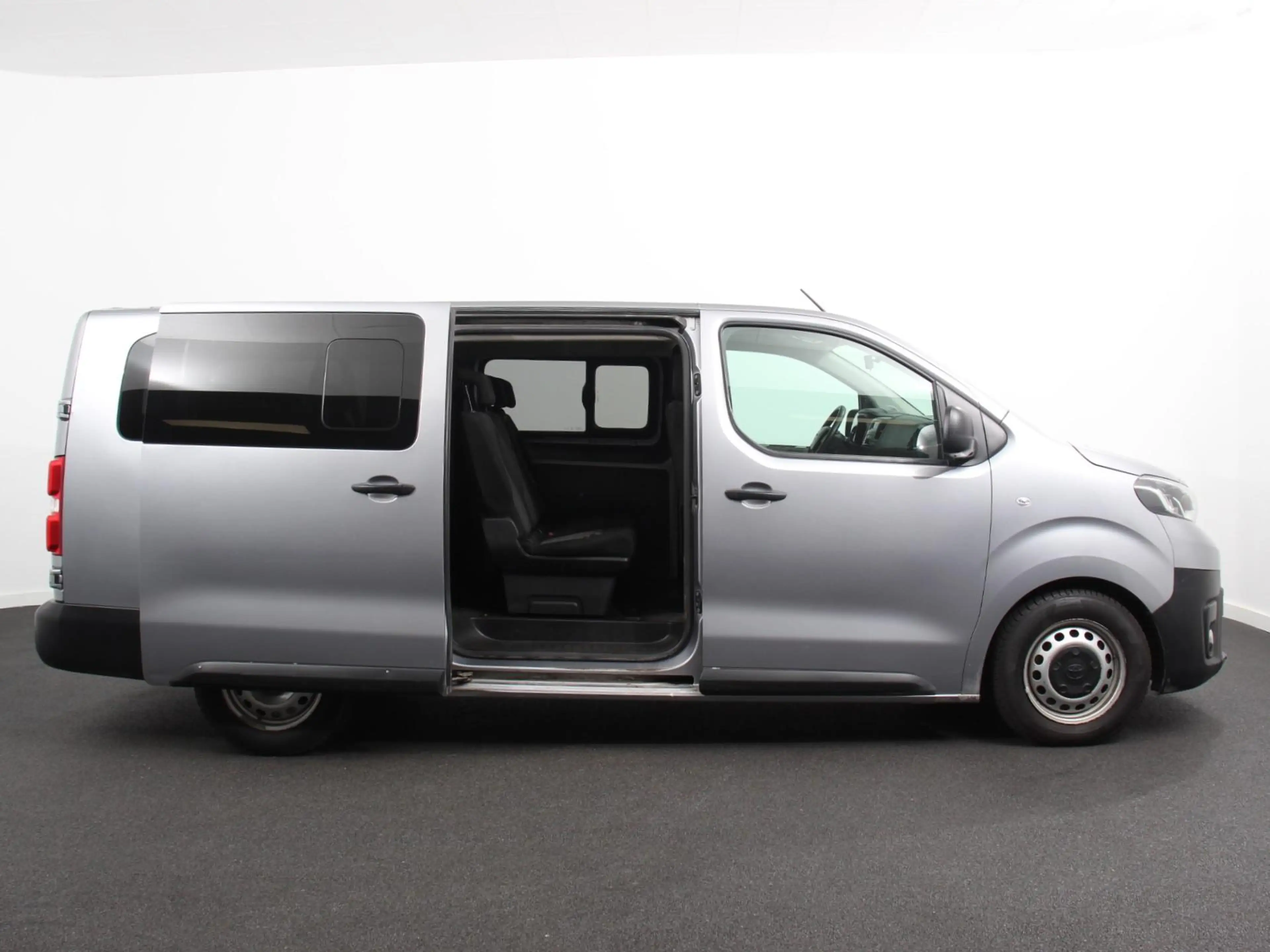 Toyota Proace Shuttle 1.5 D-4D Cool Comfort Lang 9 Persoons Stoe — photo 9