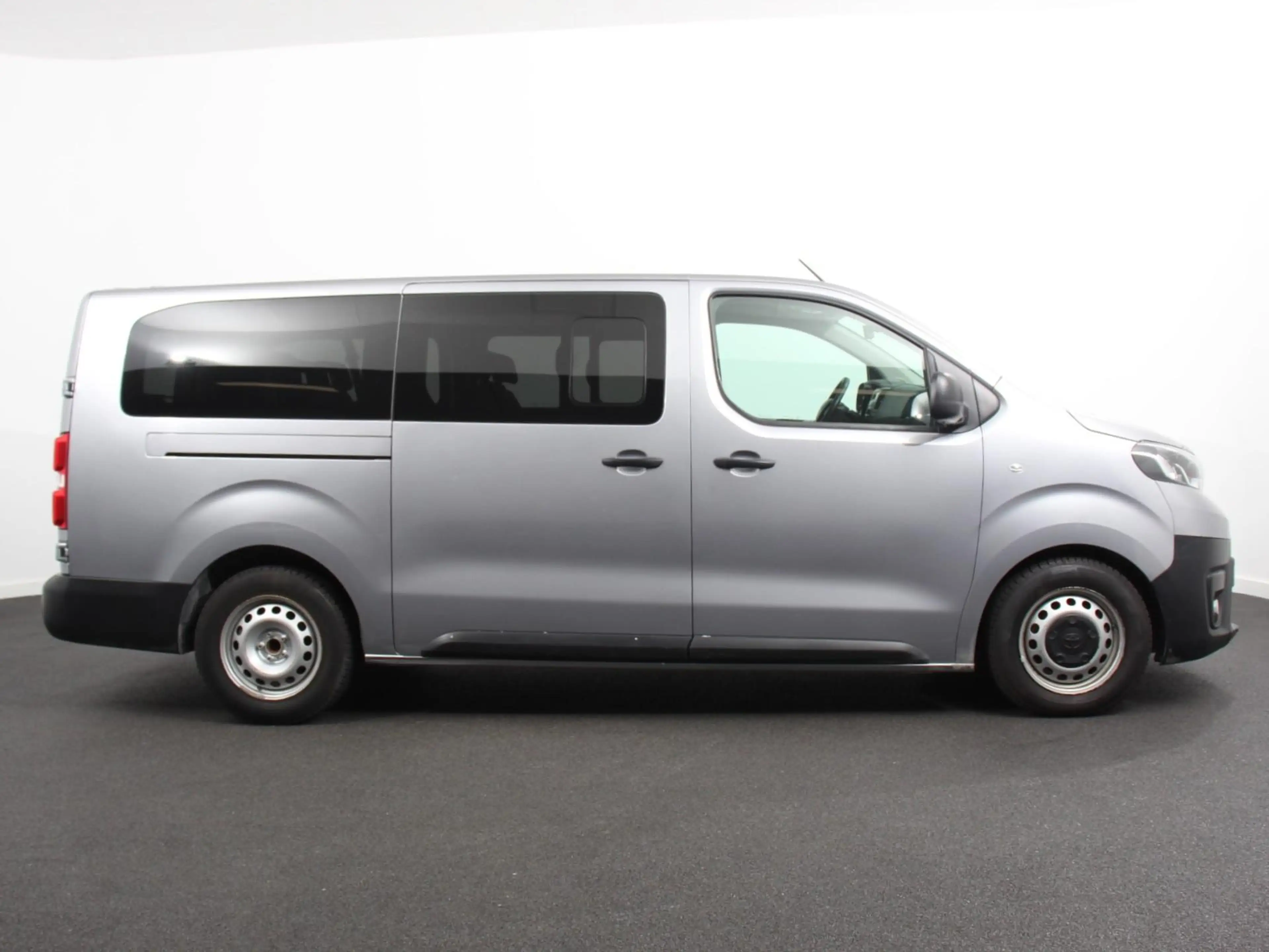 Toyota Proace Shuttle 1.5 D-4D Cool Comfort Lang 9 Persoons Stoe — photo 8