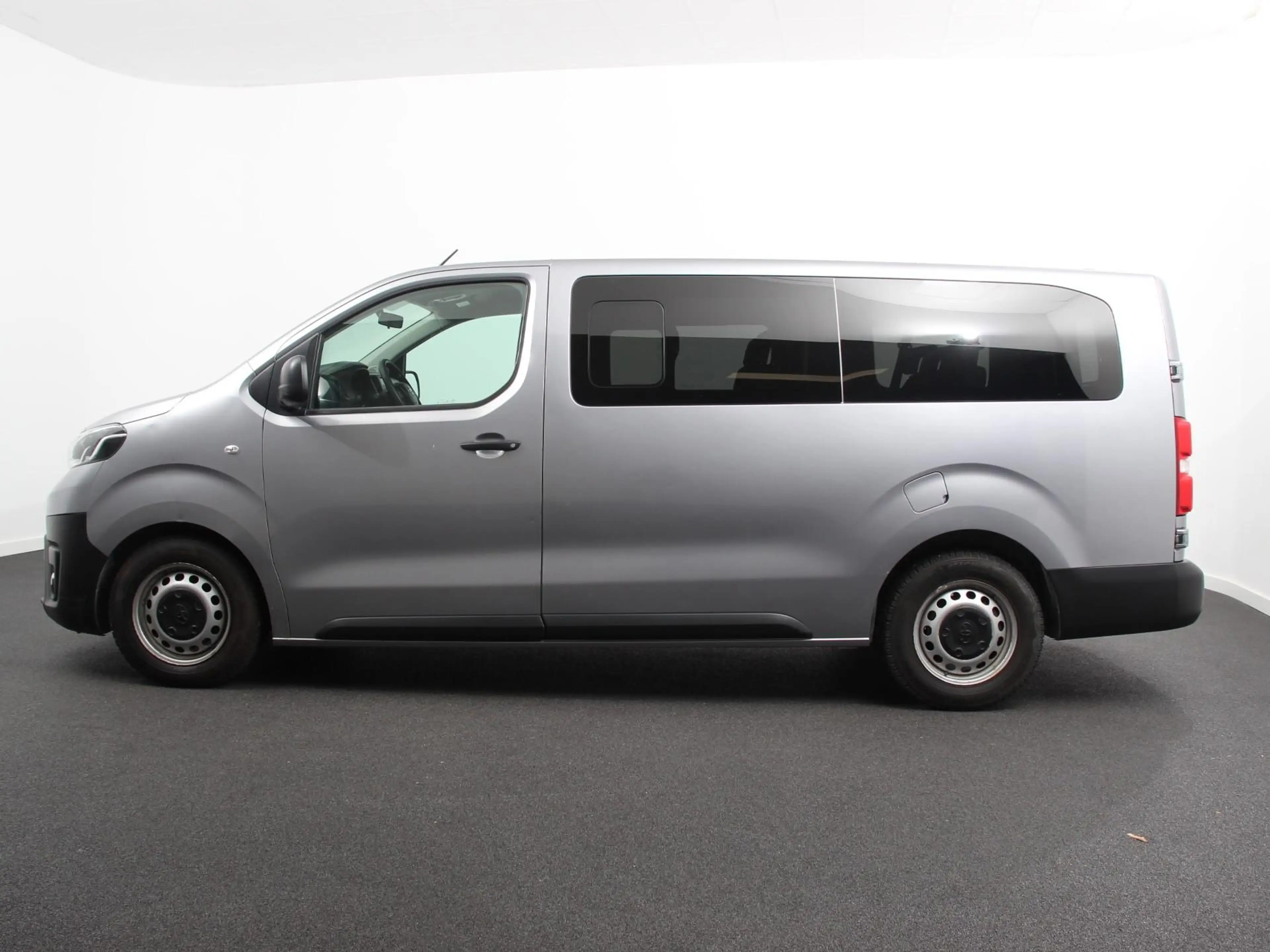 Toyota Proace Shuttle 1.5 D-4D Cool Comfort Lang 9 Persoons Stoe — photo 7
