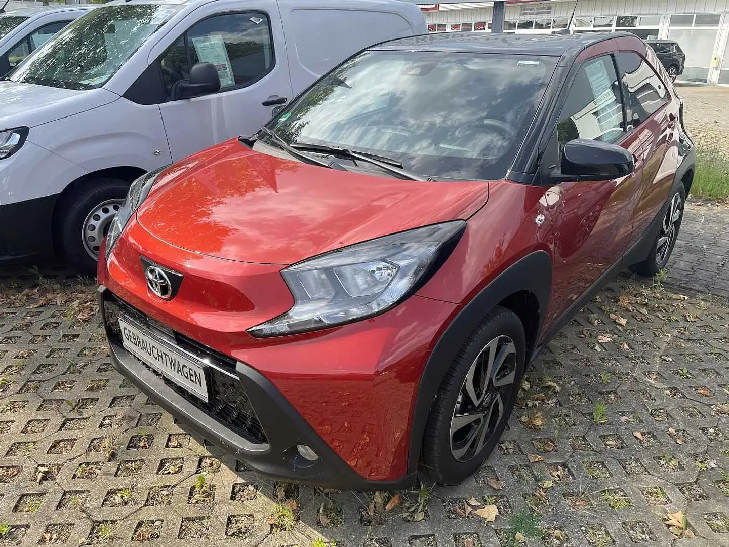 Toyota Aygo X X Team D Rojo - 2