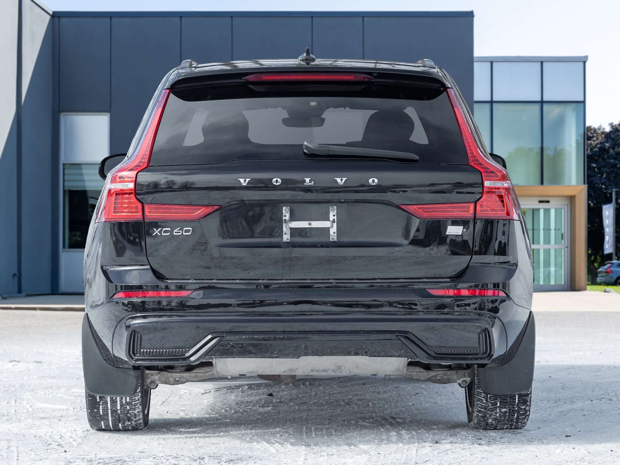 2022 Volvo XC60 T8 eAWD PHEV R-Design |NEW TIRES |VOLVO CPO alt 5