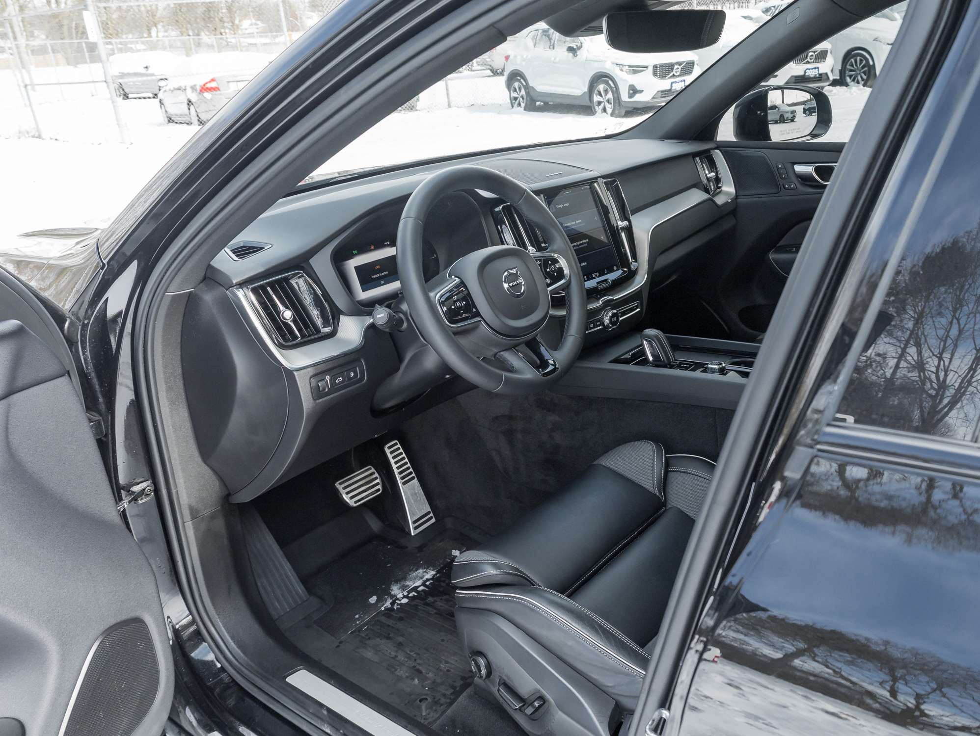 2022 Volvo XC60 T8 eAWD PHEV R-Design |NEW TIRES |VOLVO CPO thumb 7