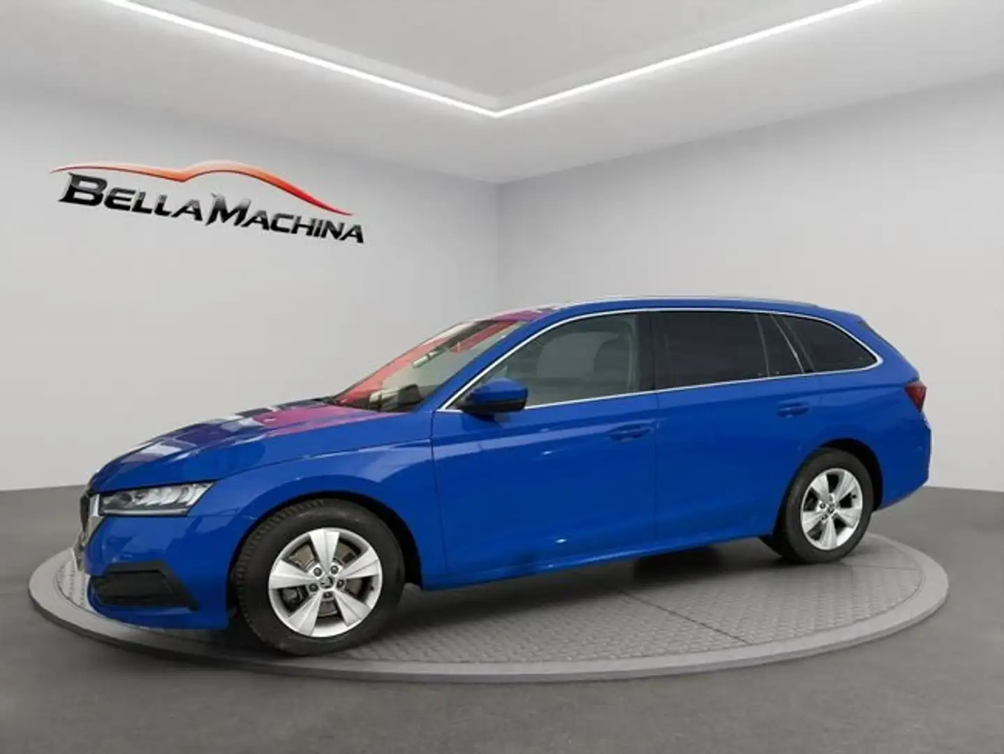 Skoda Octavia Combi 2.0TDI Style DSG 110kW Azul - 1
