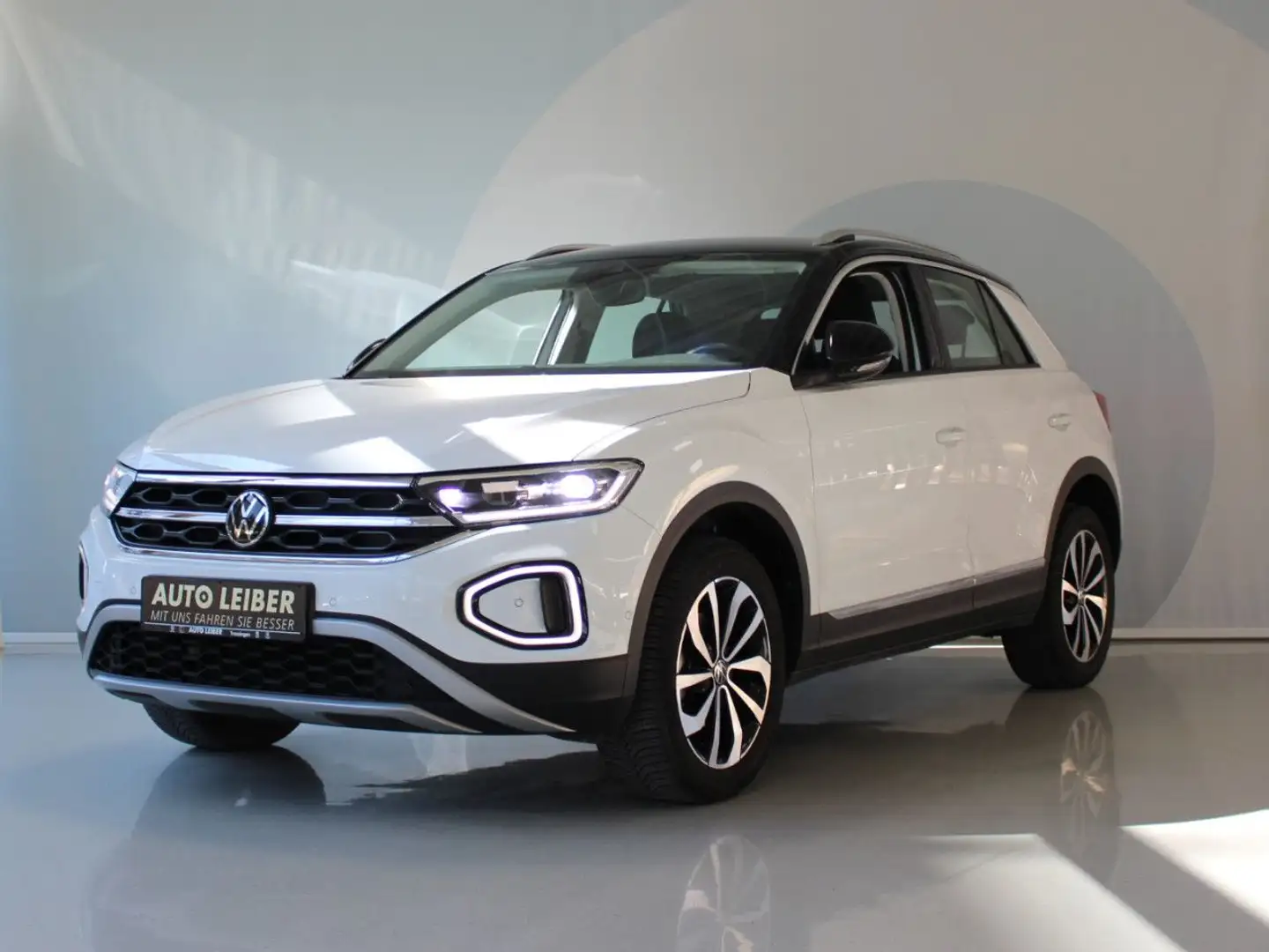 Volkswagen T-Roc 1.5 TSI OPF Style DSG ACC//Lane/Side Navi Wit - 2