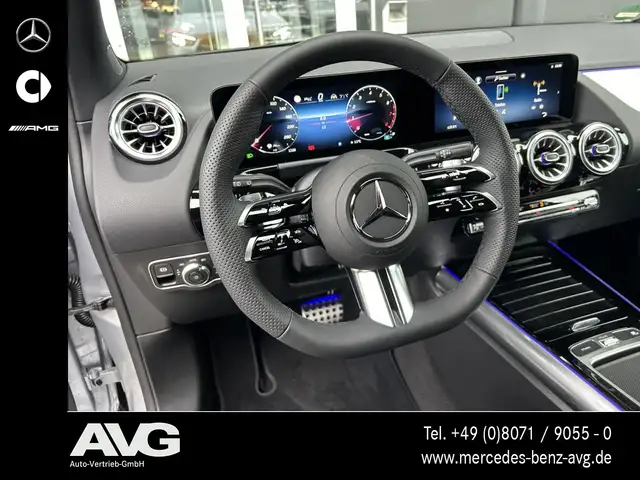 Mercedes-Benz Gla Class view 10