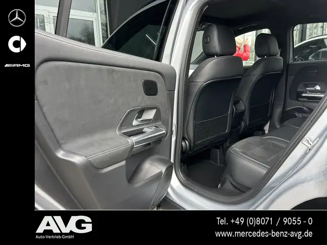 Mercedes-Benz Gla Class view 14
