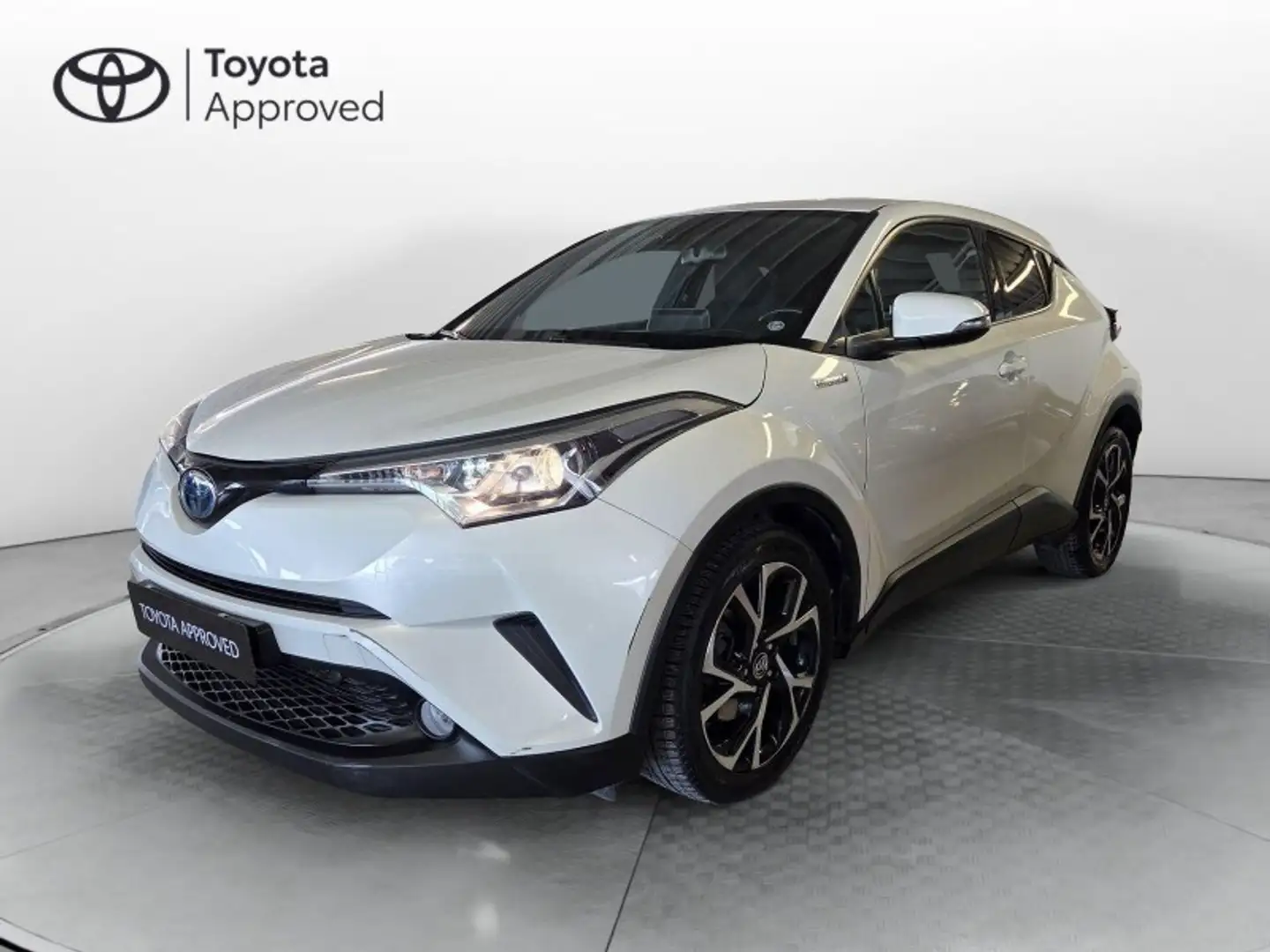 Toyota C-HR 1.8 Hybrid E-CVT Trend White - 1