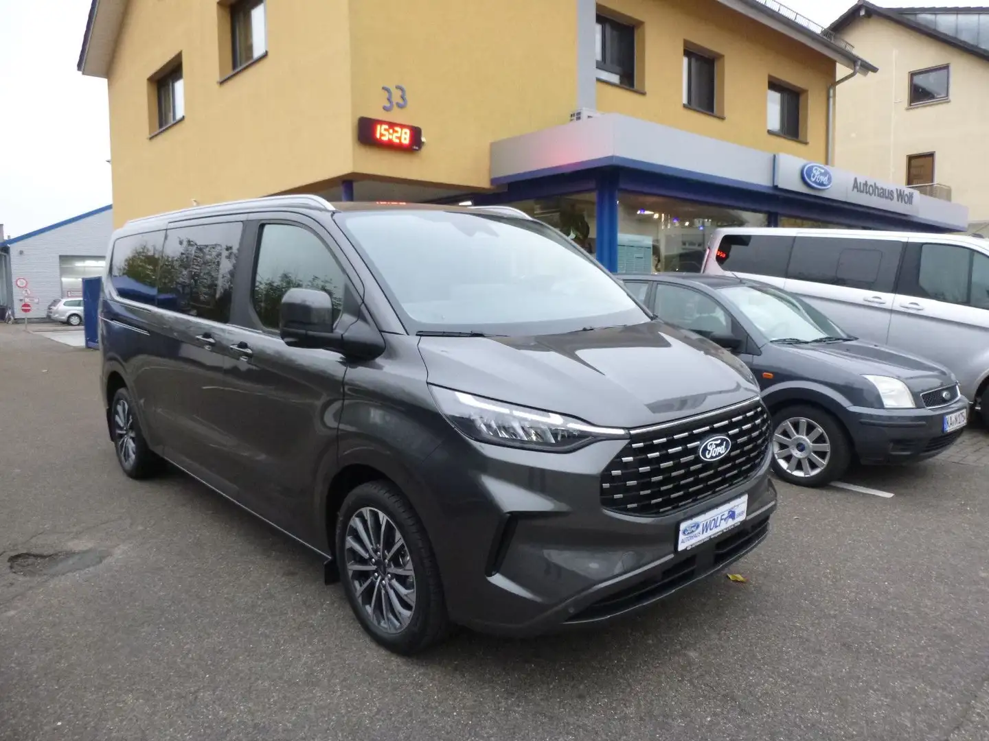 Ford Tourneo Custom L2 Titanium X AHK schwenkbar B&O Gris - 1