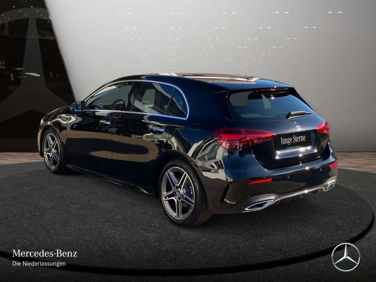 Mercedes-Benz A 220