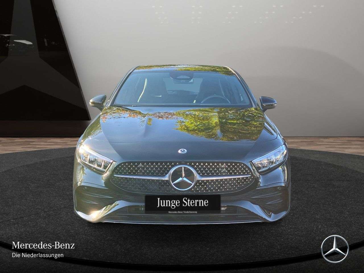Mercedes-Benz A 220