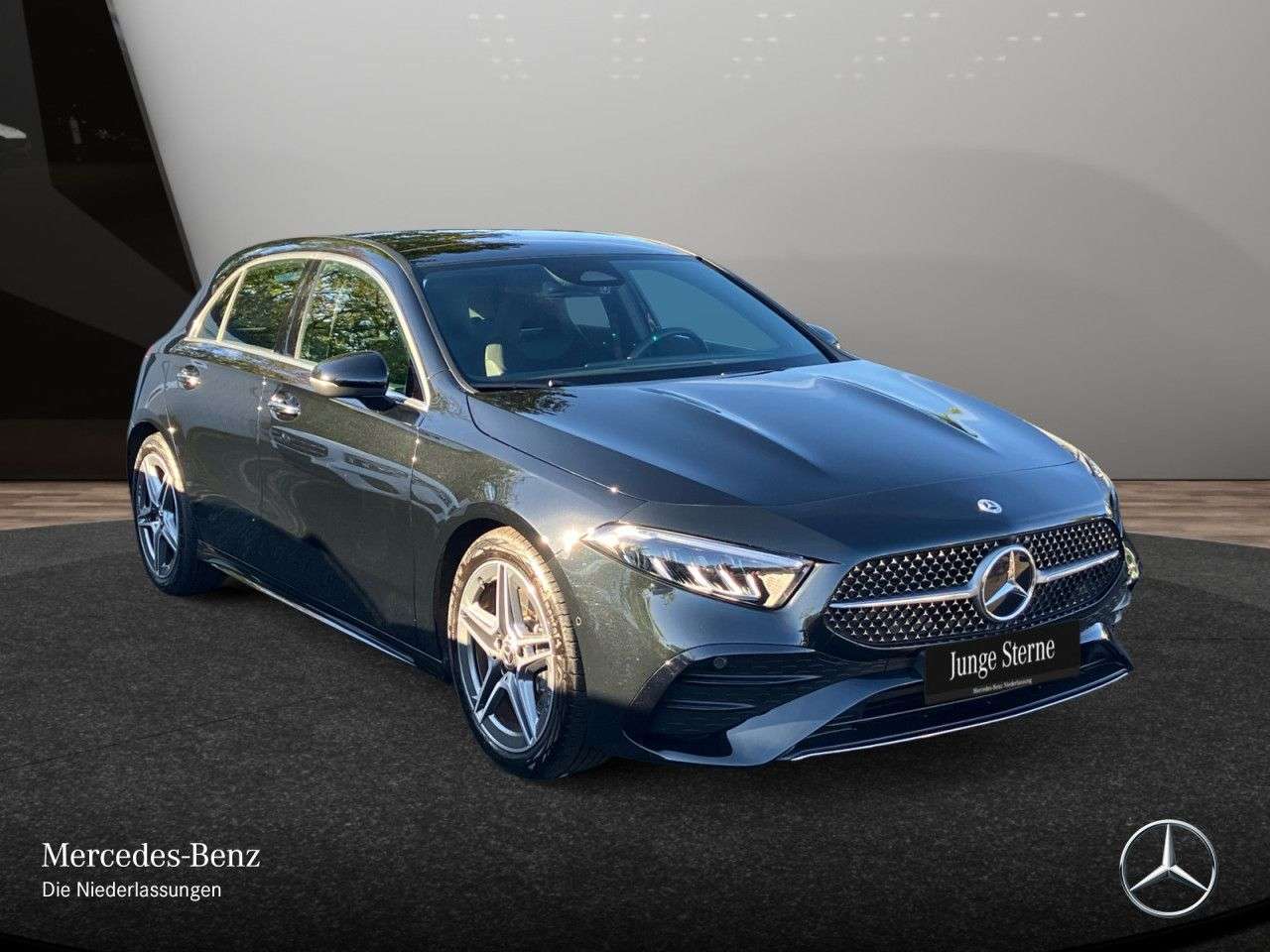 Mercedes-Benz A 220