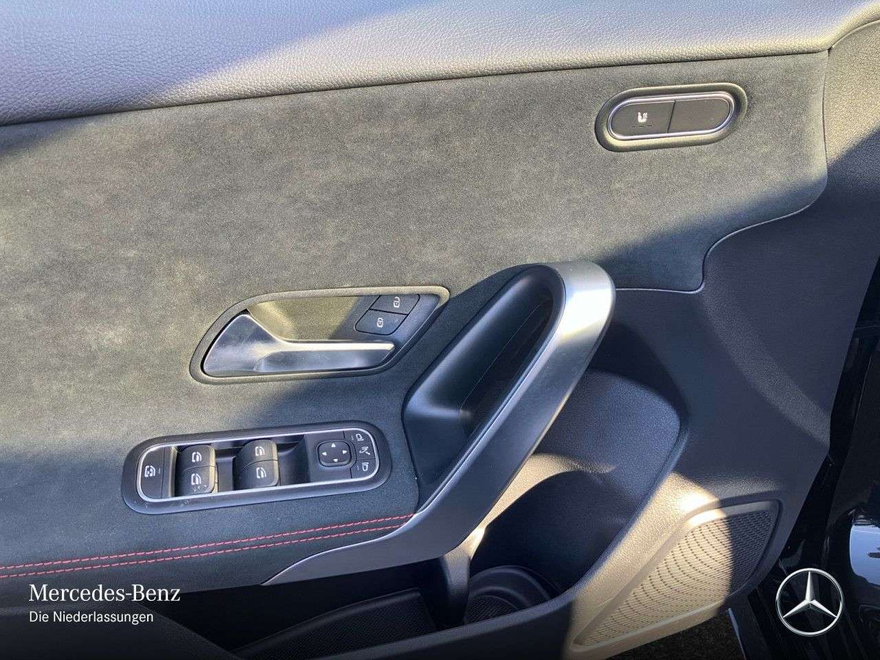 Mercedes-Benz A 220
