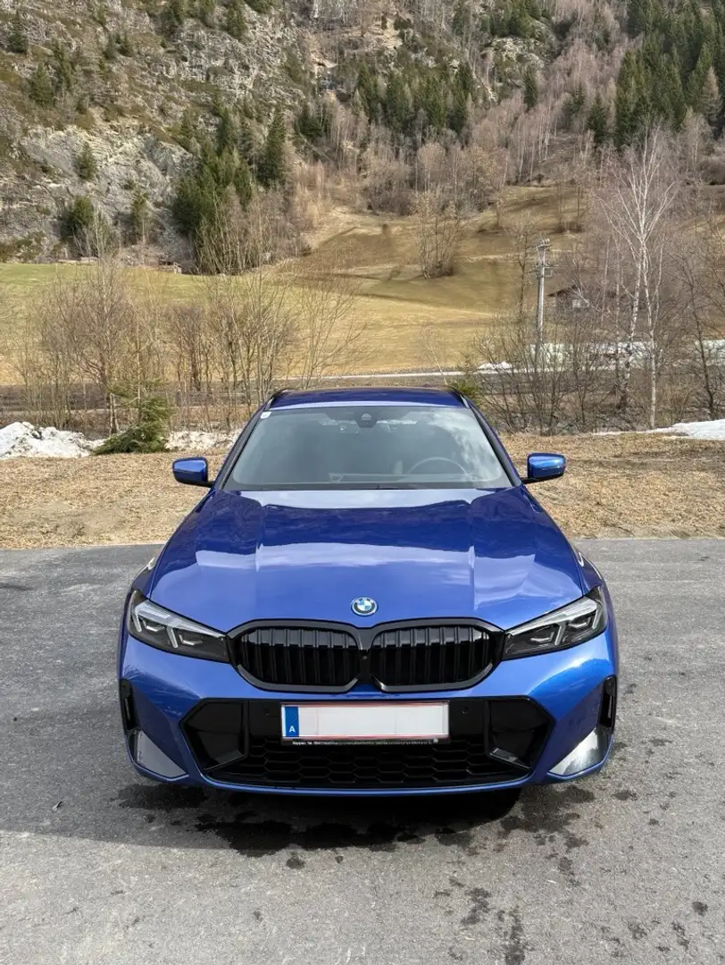 BMW 330 e PHEV xDrive Touring Aut. Kombi / Family Van Blau - 1