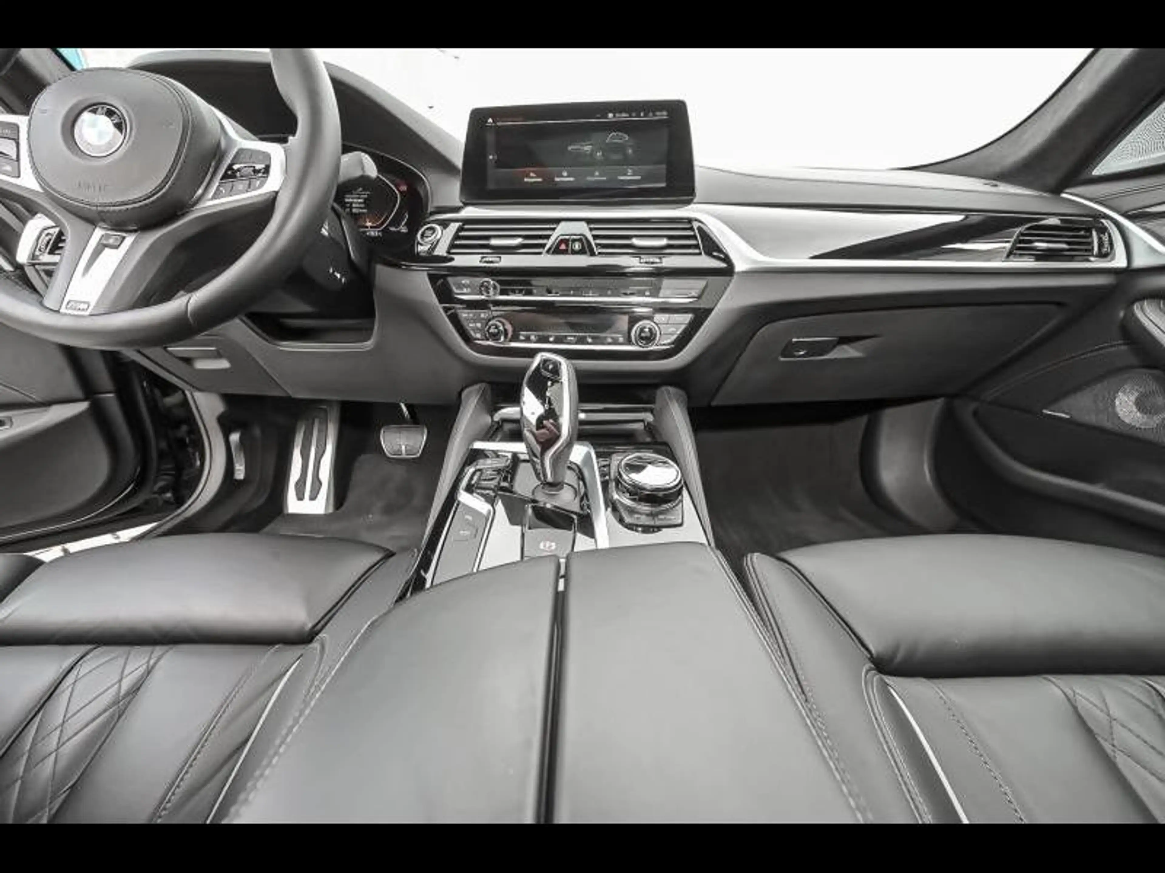 BMW M550 i Berline — photo 7