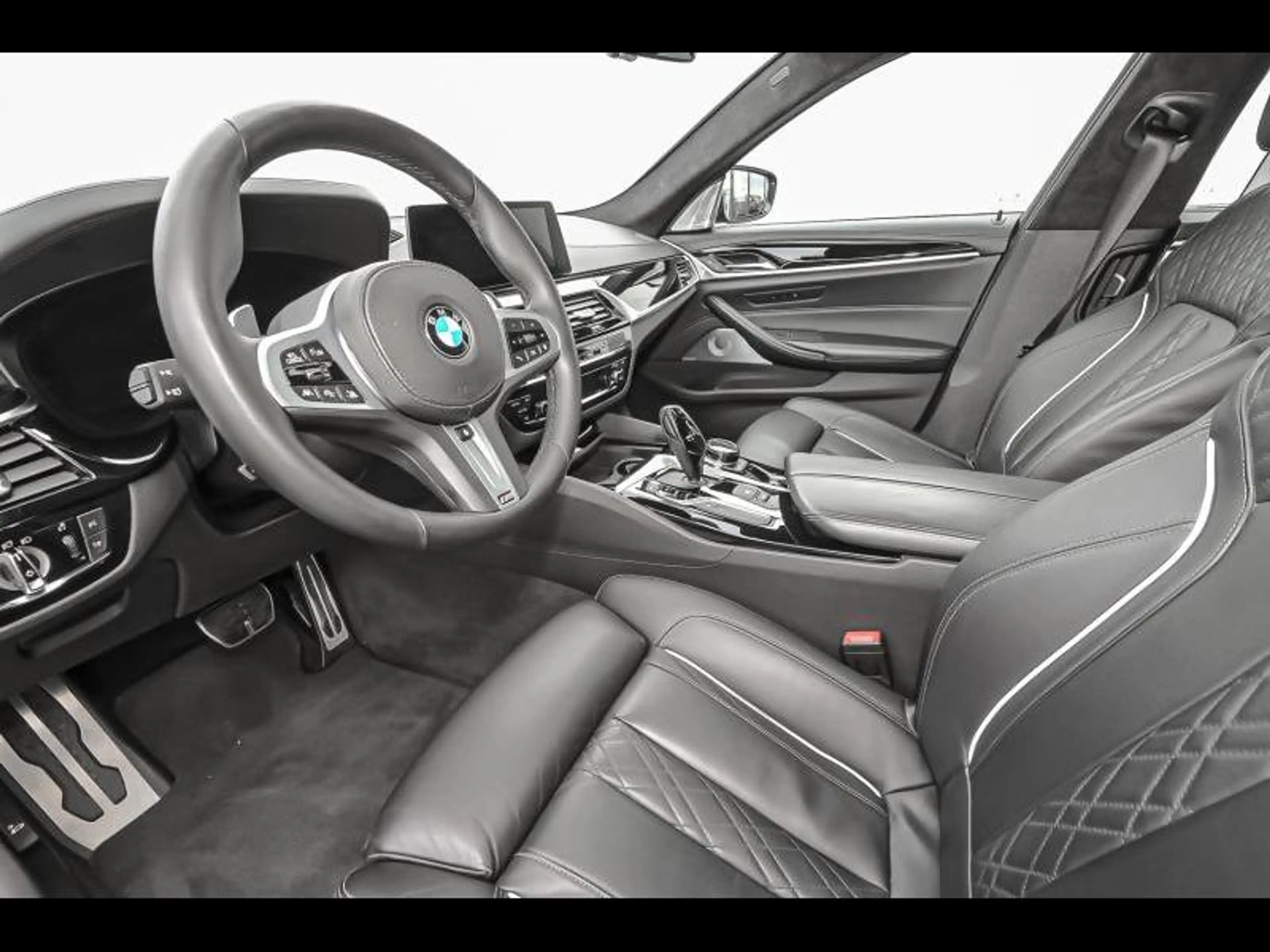 BMW M550 i Berline — photo 6