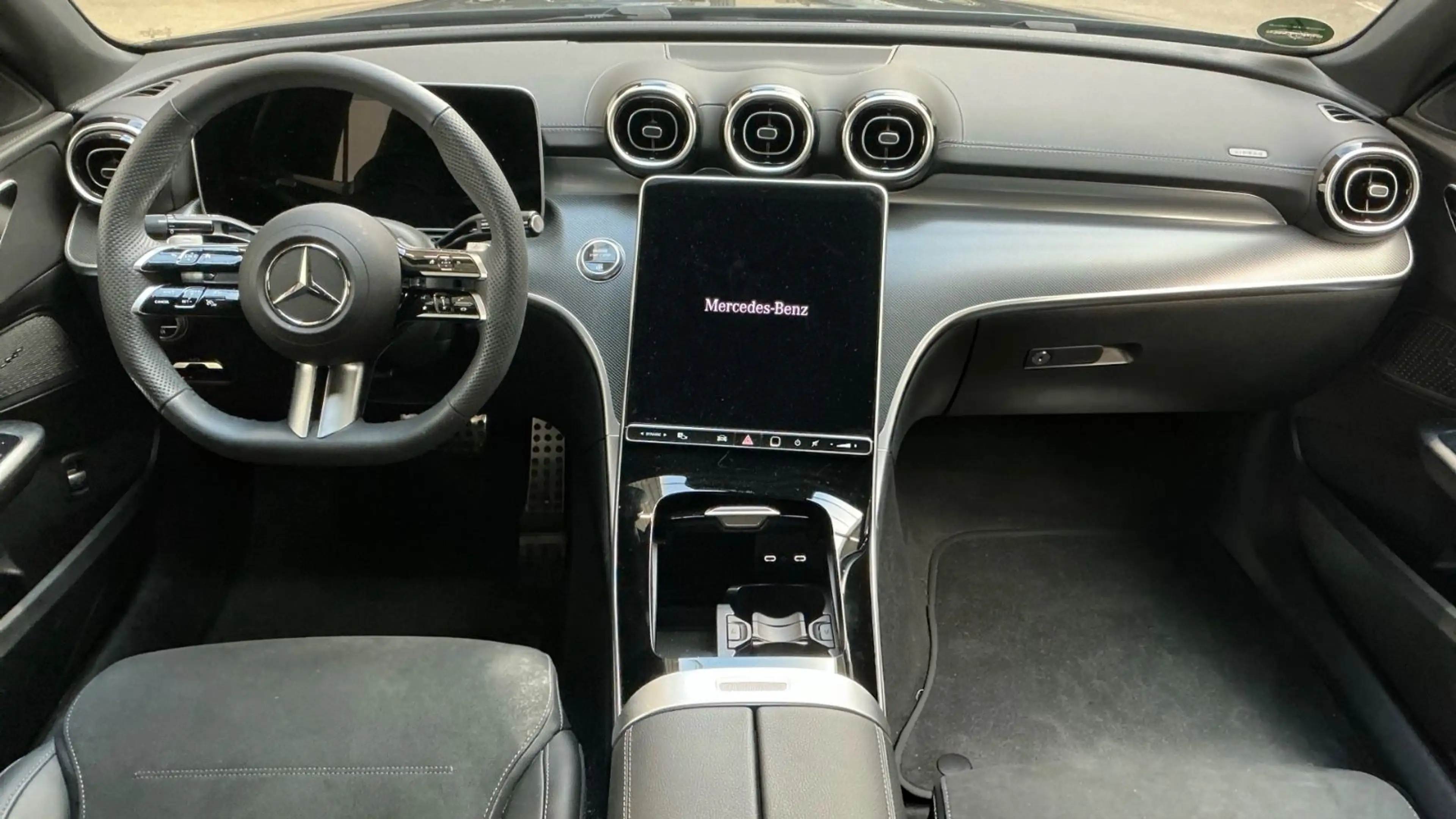 Mercedes-Benz C 180 Lim. AMG LINE-9G-TR-360°CAM-DIGITAL LIGHT- — photo 5