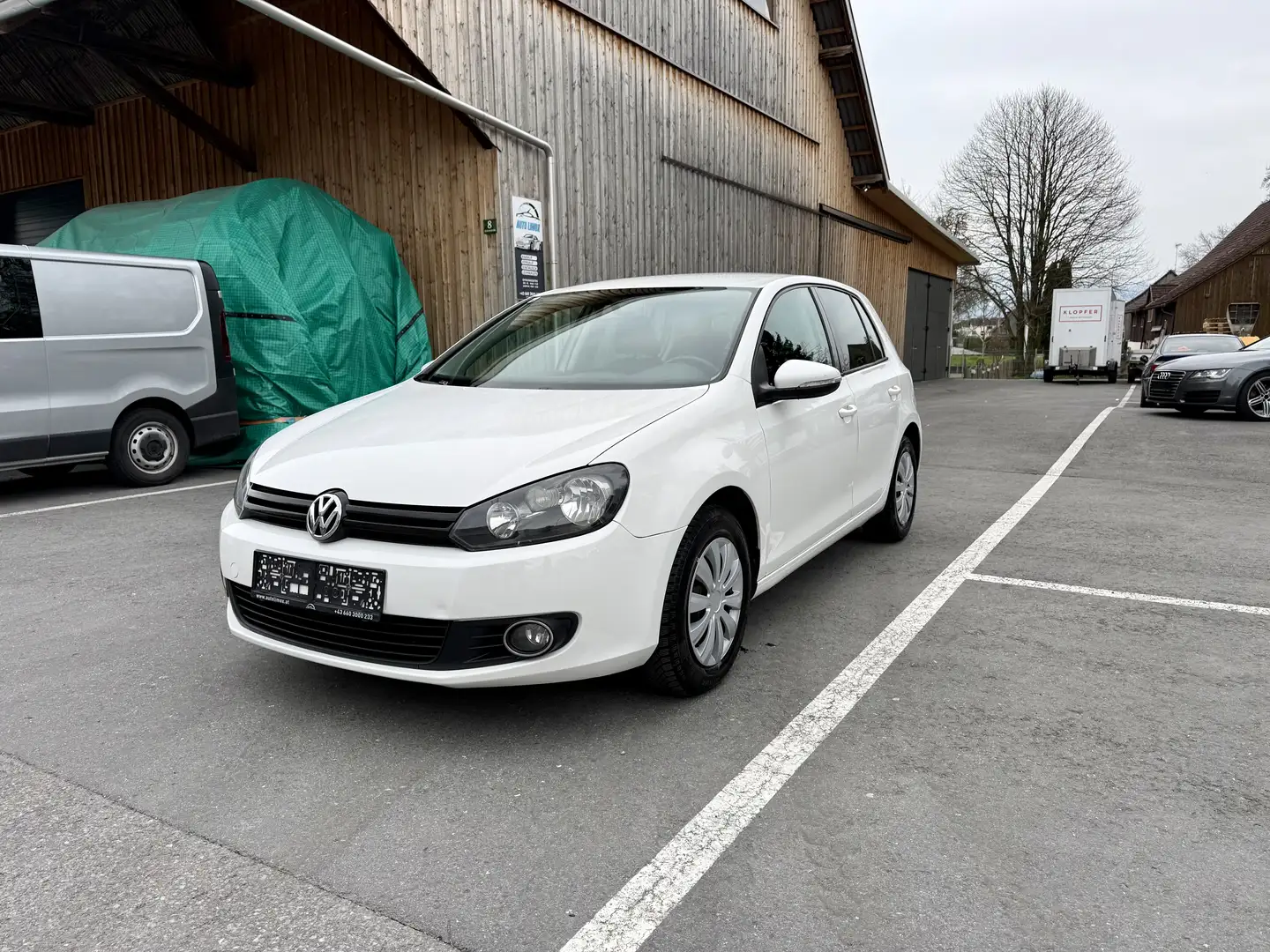 Volkswagen Golf Trendline 1,4 Weiß - 1