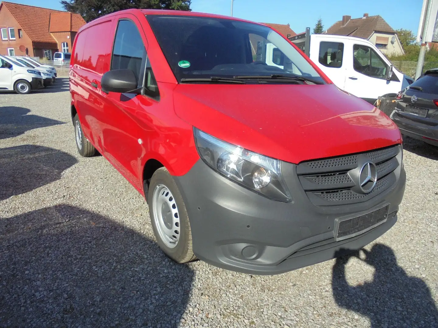 Mercedes-Benz Vito 111 CDI 1.6 Kasten Kompakt AHK möglich L1H1 Rot - 1