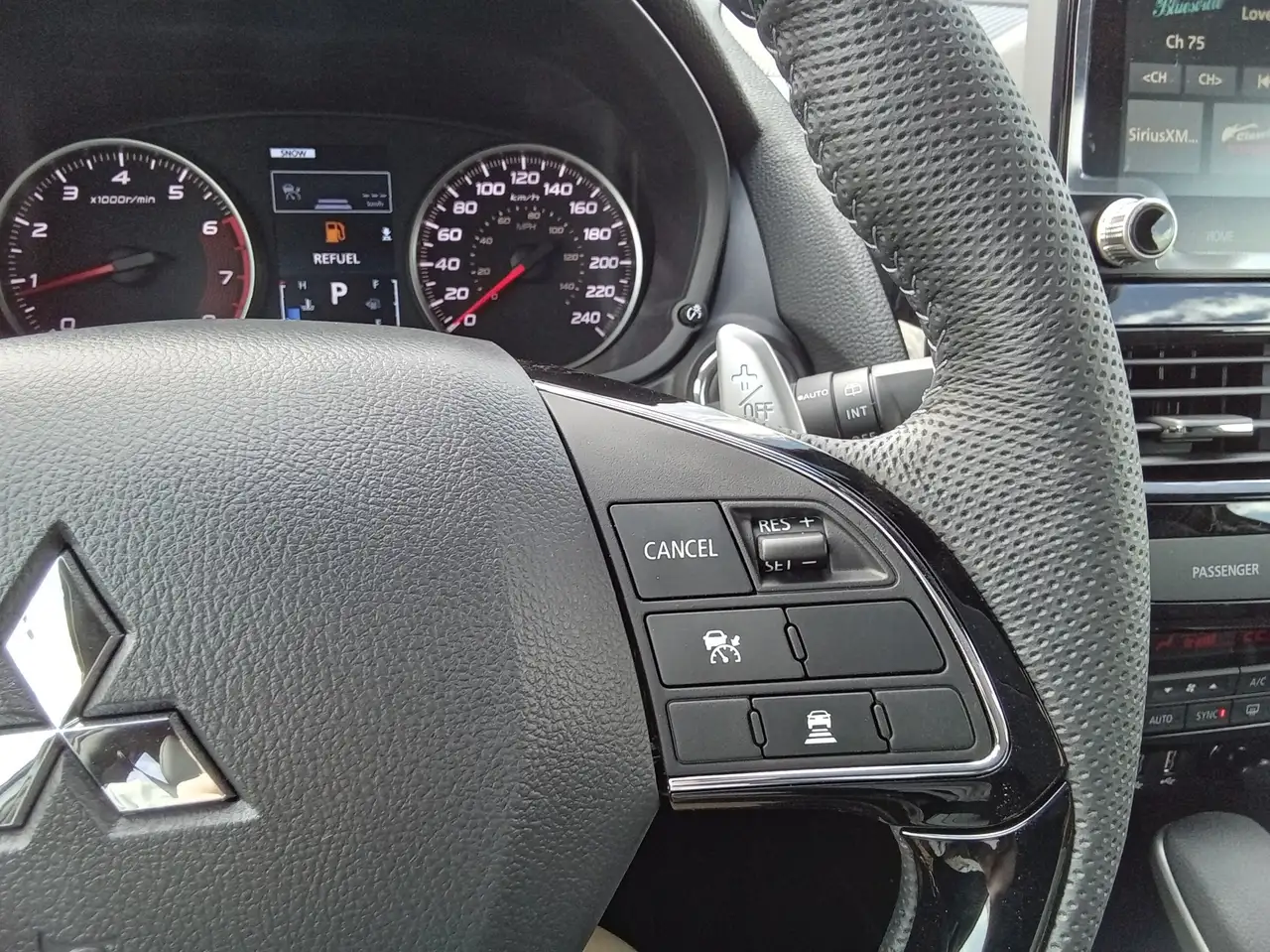Mitsubishi Eclipse Cross photo Mitsubishi Eclipse Cross