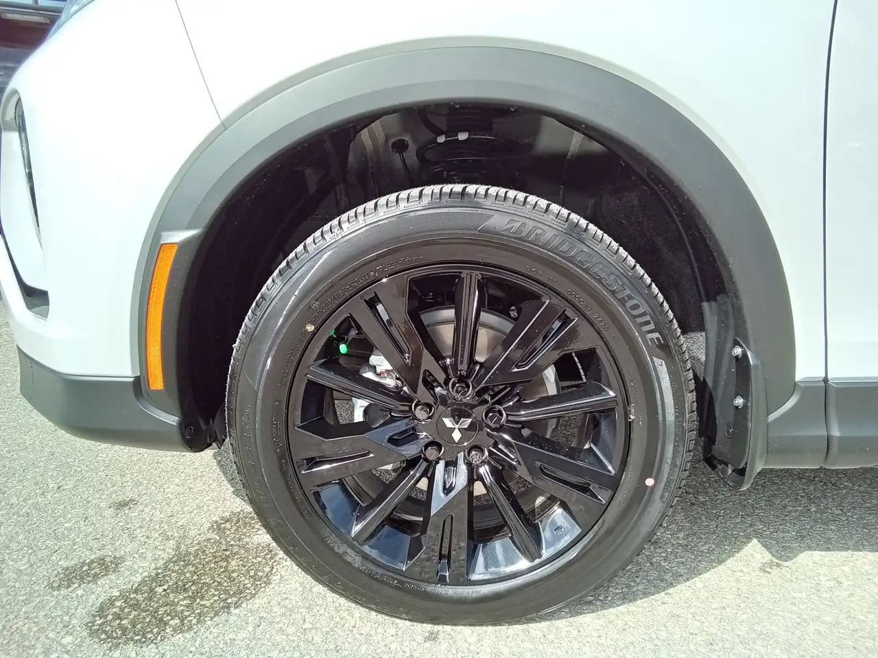 Mitsubishi Eclipse Cross photo Mitsubishi Eclipse Cross