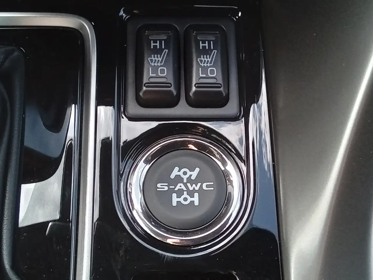 Mitsubishi Eclipse Cross photo Mitsubishi Eclipse Cross