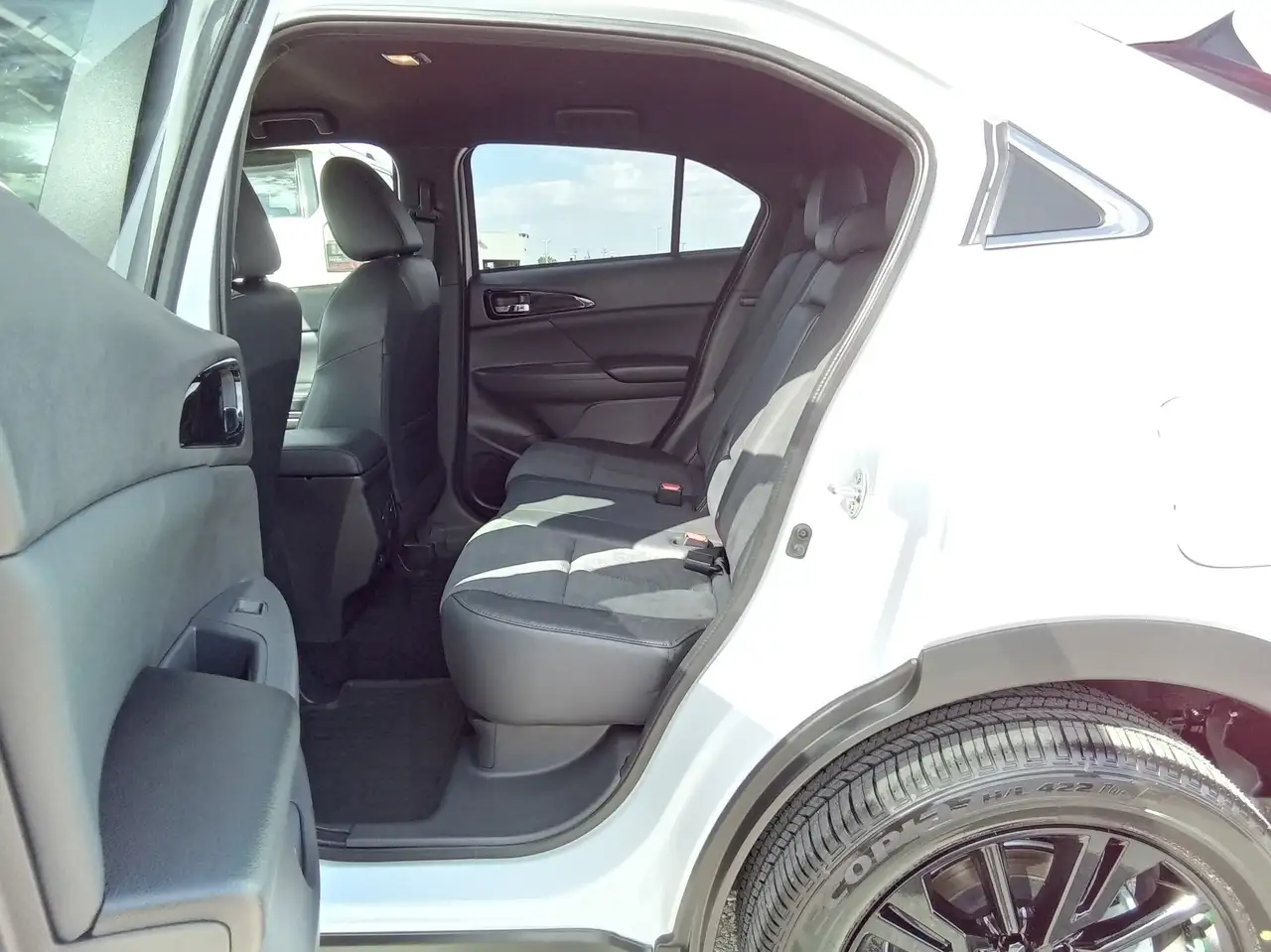 Mitsubishi Eclipse Cross photo Mitsubishi Eclipse Cross