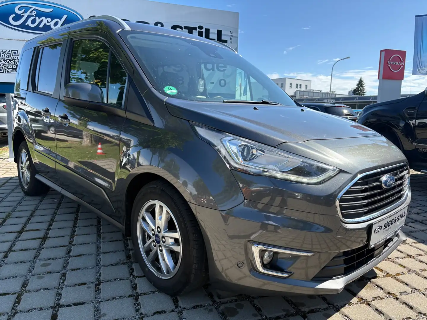 Ford Tourneo Connect 1.5 Titanium AT ACC*PANO*XEN*NAV*PDC Gri - 2