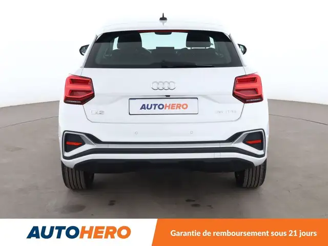 Audi Q2 view 5