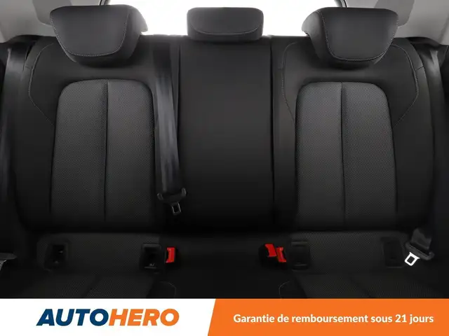 Audi Q2 view 15