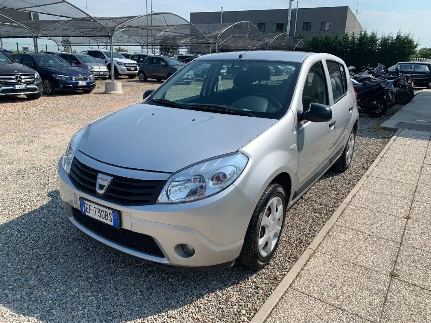 Dacia Sandero 1.4 8V GPL Lauréate Grigio - 1