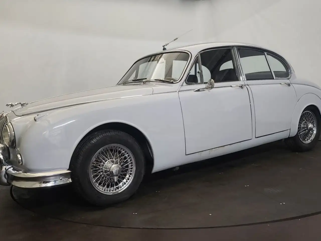 Jaguar MK II, foto 2