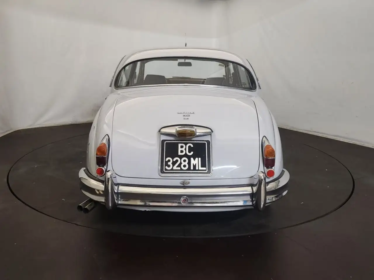 Jaguar MK II, foto 12