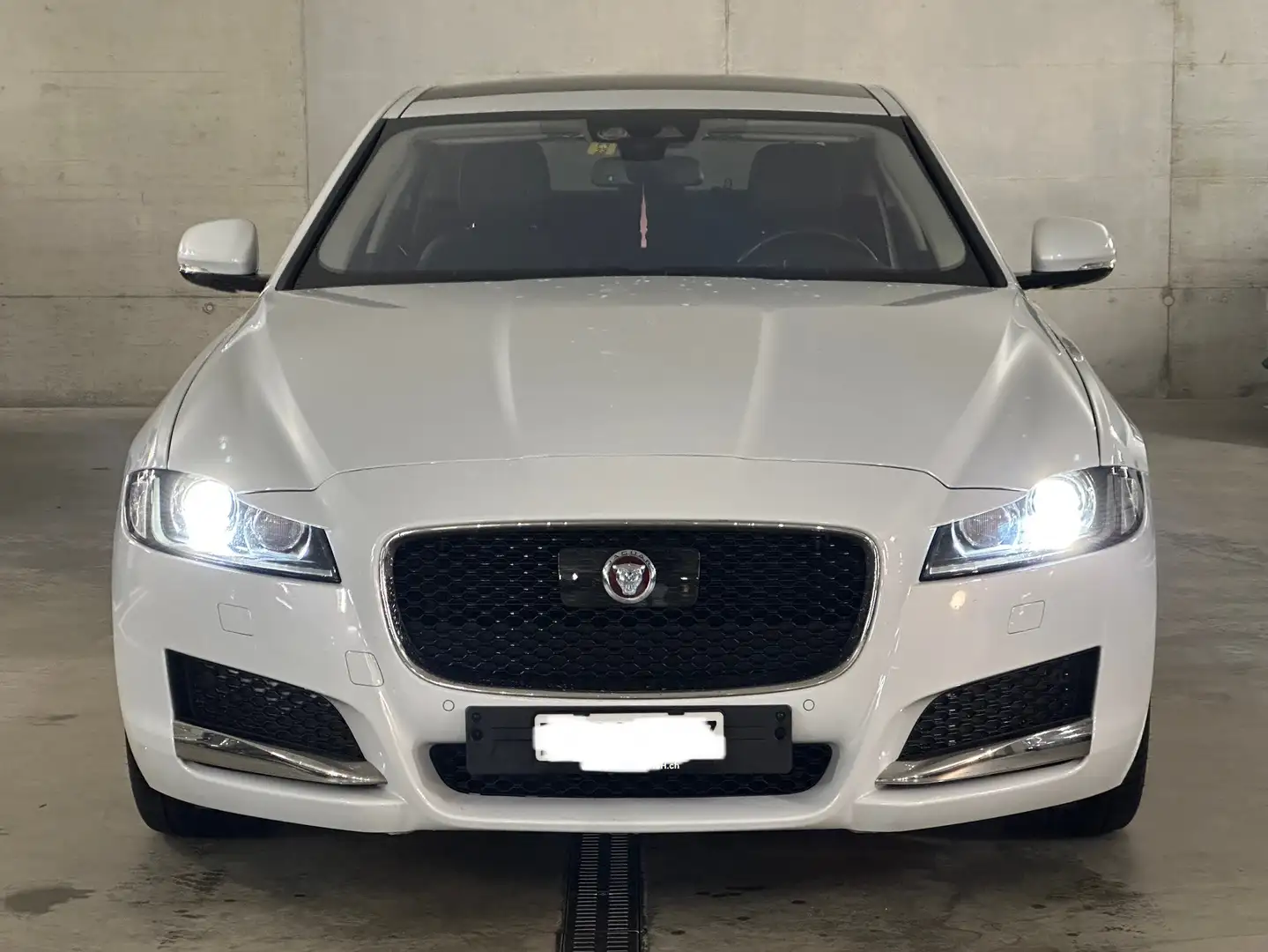 Jaguar XF 20d Aut. Prestige - 1