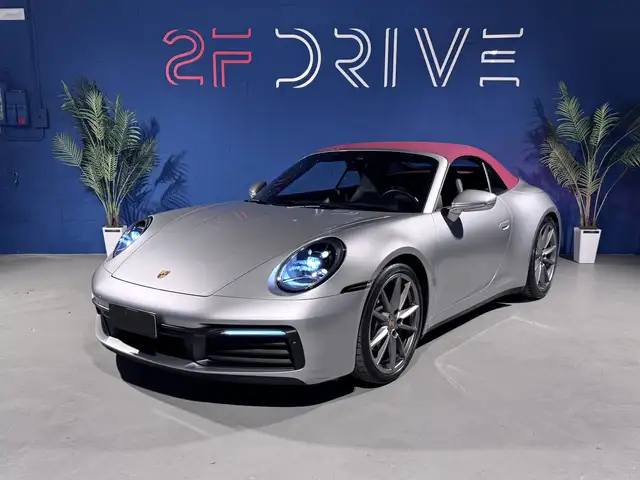 Porsche 992 (911) Cabrio 3.0 Carrera 4