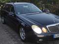Mercedes-Benz E 220 Blau - thumbnail 3