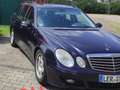 Mercedes-Benz E 220 Blau - thumbnail 4