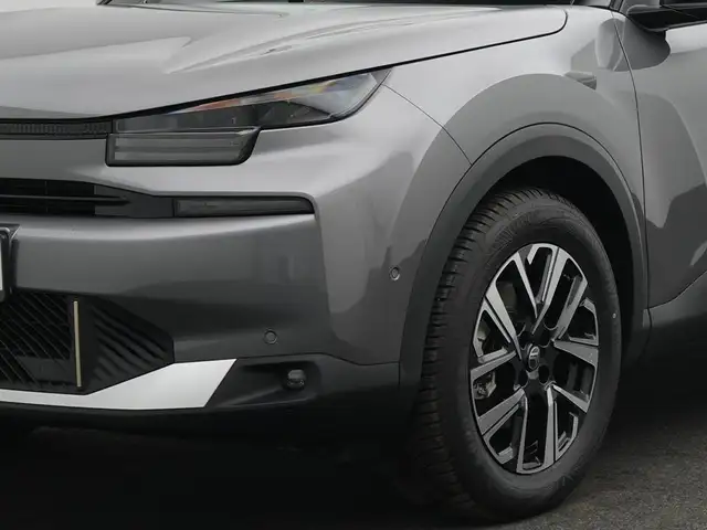 Citroen C4 view 11