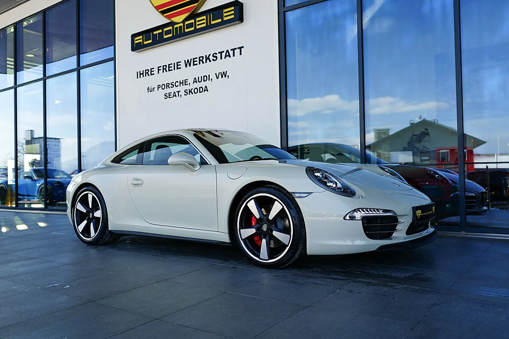 Porsche 991 911 991.1 Carrera S Coupé 50 Jahre *Erstlack*TOP* Grau - 2