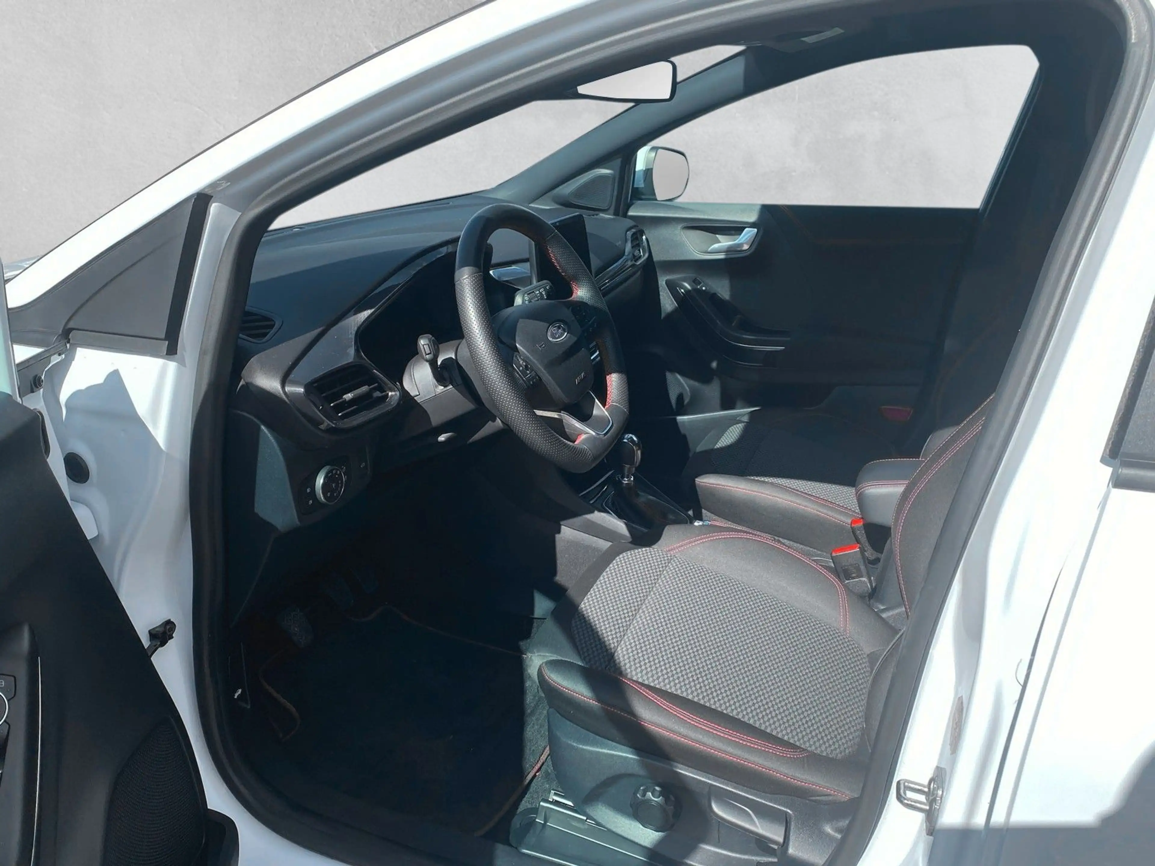 Ford Puma ST-Line — photo 9