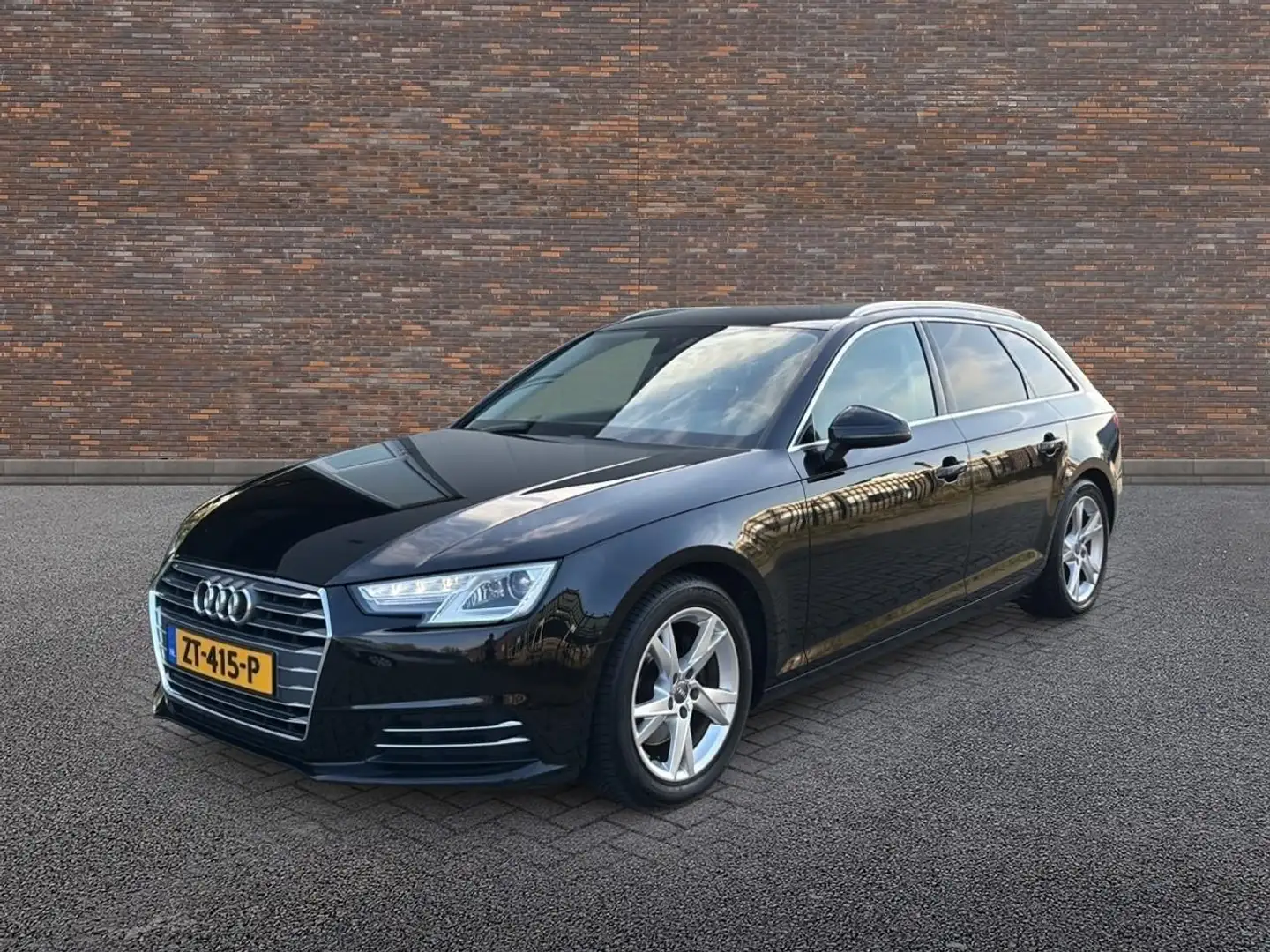 Audi A4 Avant 2.0 TDI LEDER SPORTSTOELEN NAVIGATIE LMV Schwarz - 2