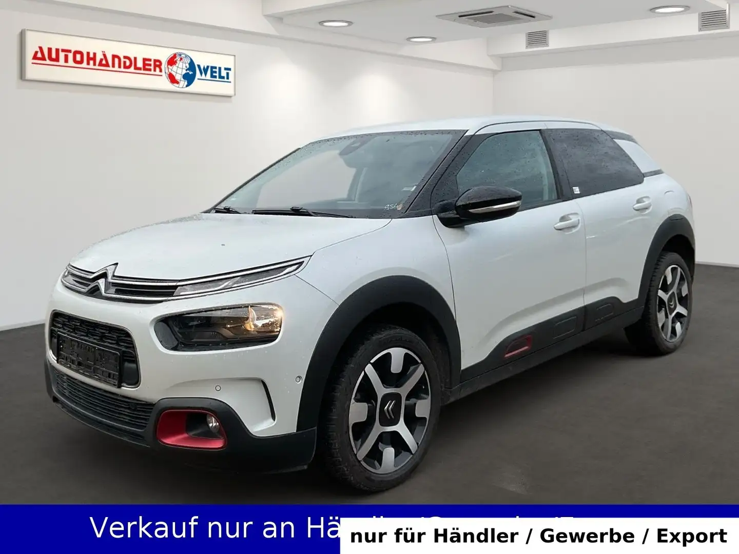 Citroen C4 Cactus 1.2 PureTech 110 Shine Navi Kamera SHZ Weiß - 1