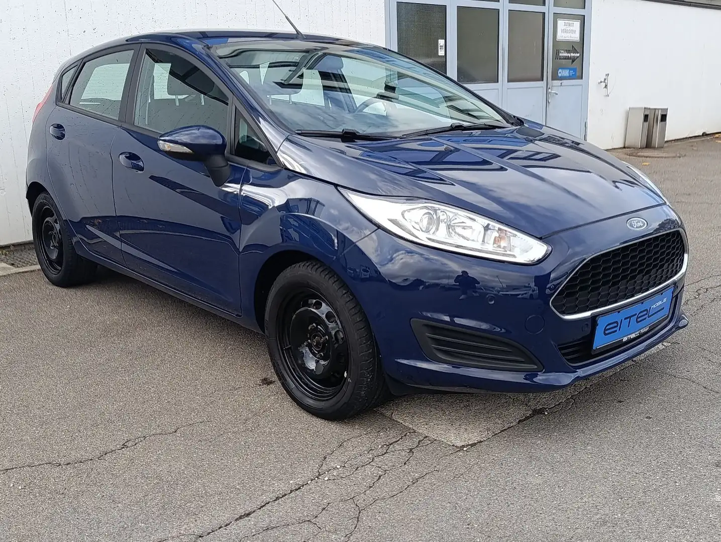 Ford Fiesta Trend 4 Tür. Klima PDC Navi BT Blauw - 2