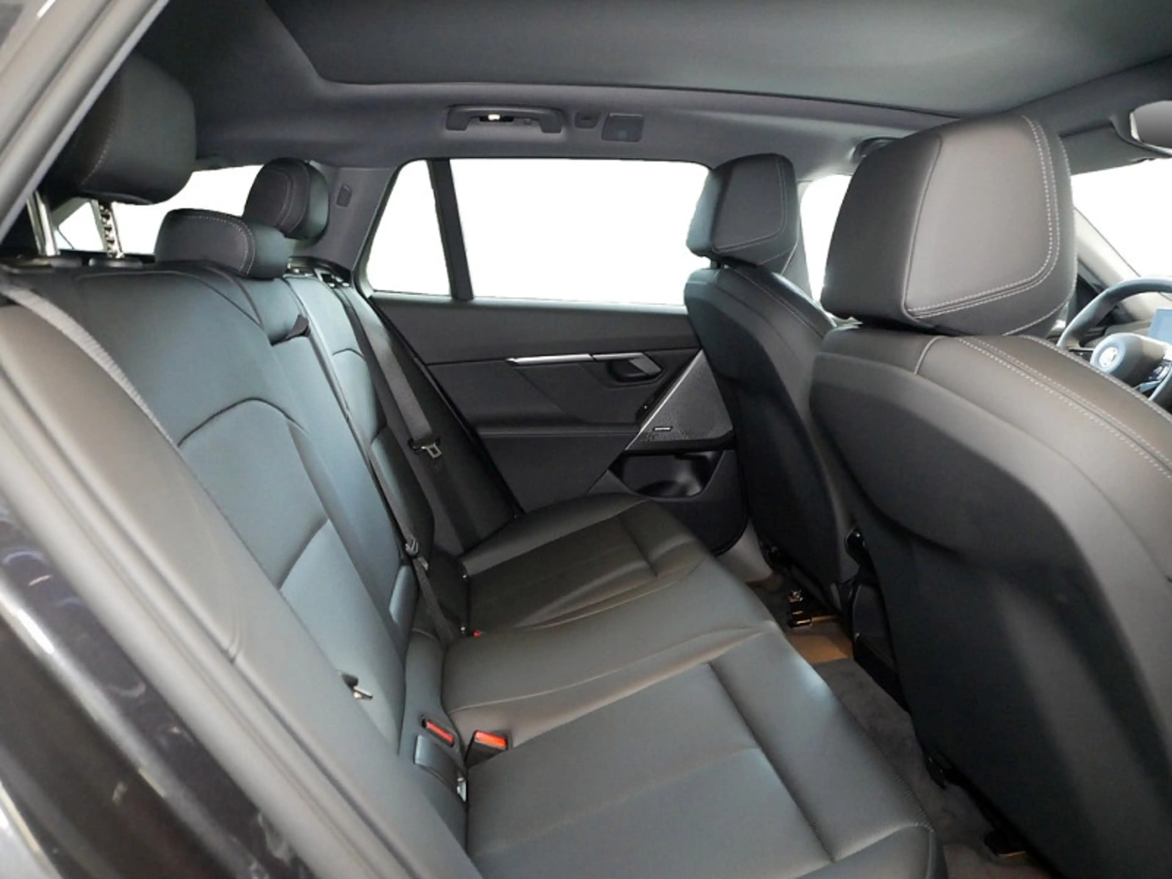 BMW 540 5er - d xDrive 360 AHK DISTR KAMERA PANO PDC — photo 8