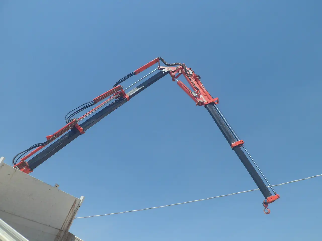 Iveco eurocargo 150e23 ribaltabile con gru, foto 7