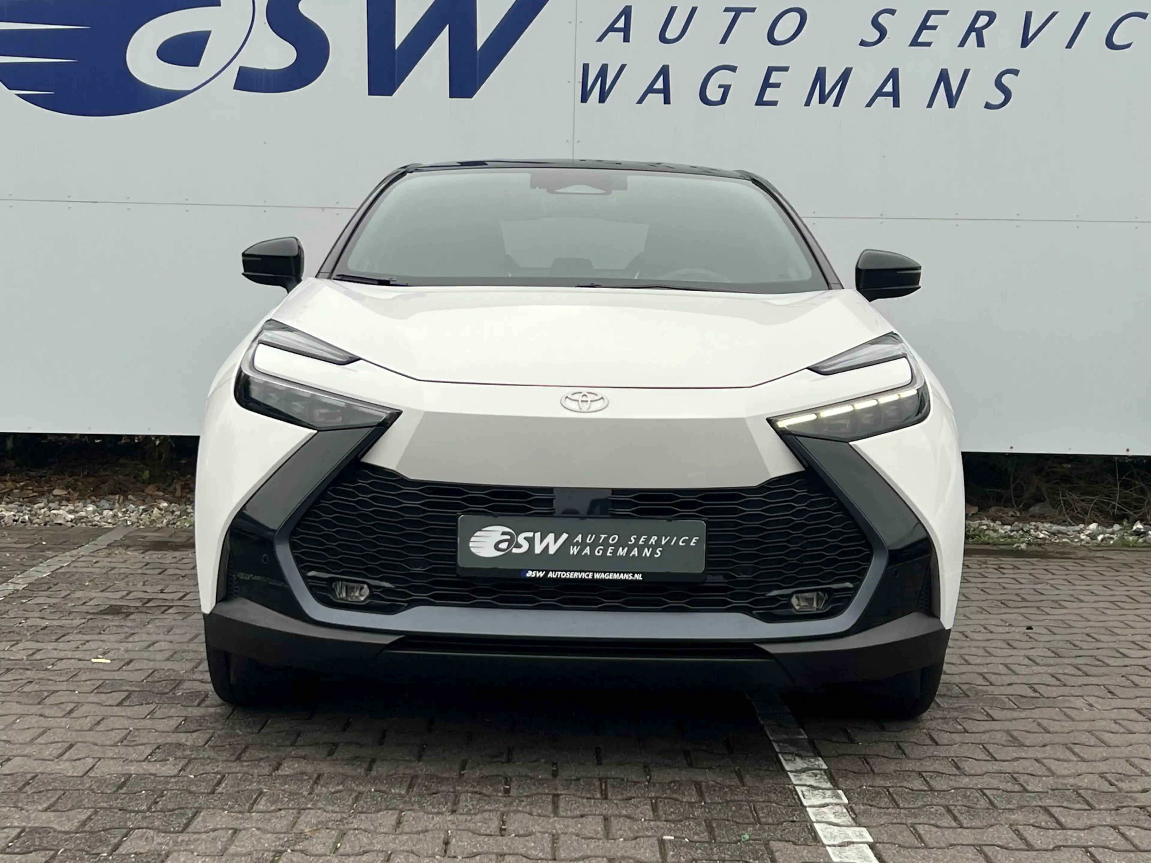 Toyota C-HR 2.0 Plug-in Hybrid 220 Executive | JBL | ACC | Pre — photo 5