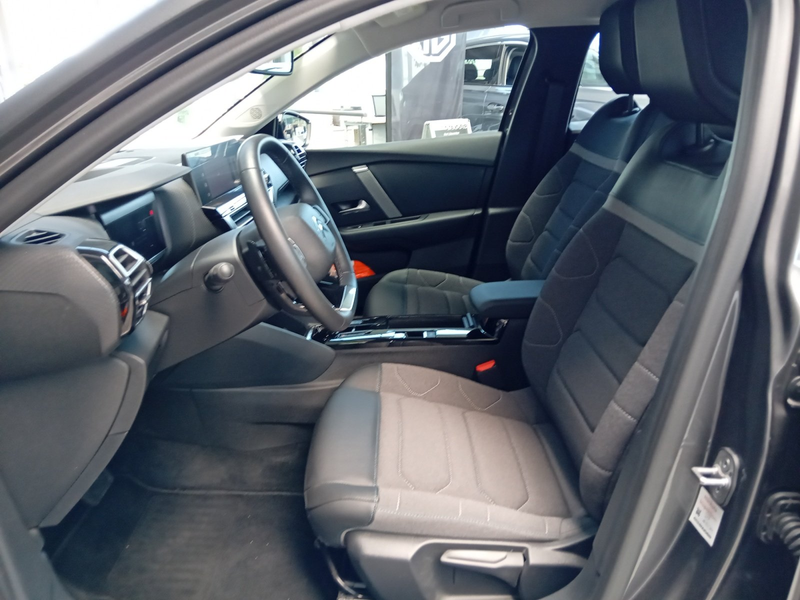 Citroen C4 1.2 PureTech 130 C-Series LED+Navi+SHZ+KlimaA — photo 11