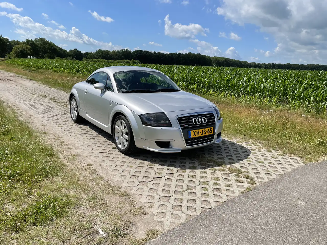 Audi TT 1.8 5V Turbo, foto 2