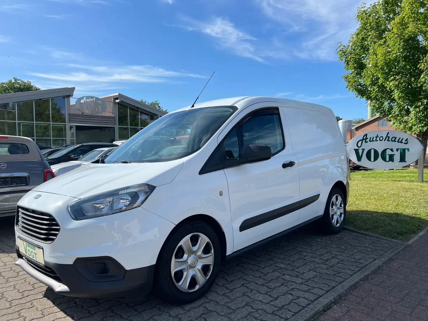 Ford Transit Courier Trend 1.5 AHK/KLIMA Weiß - 1
