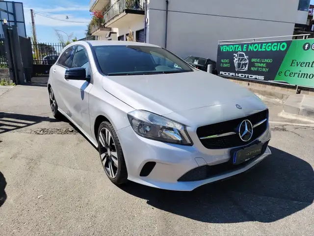 Mercedes-Benz A 180