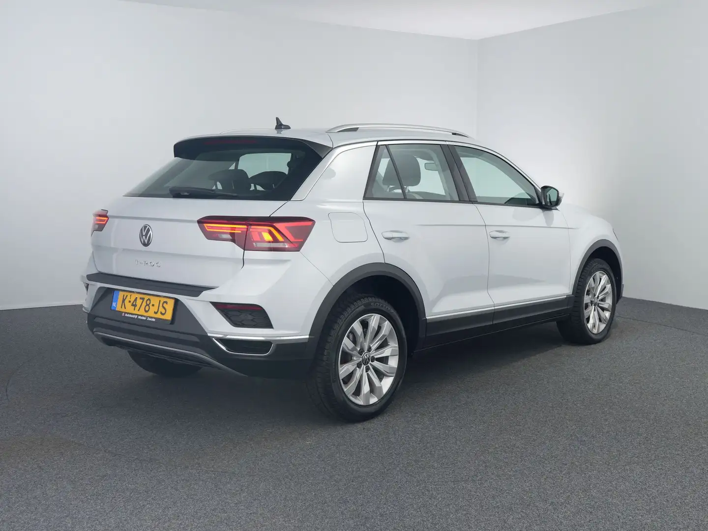 Volkswagen T-Roc 1.5 TSI Sport | Virtual | LED | Carplay | ACC | Wit - 2